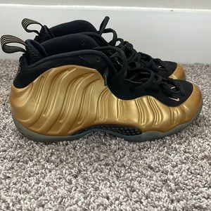 AIR FOAMPOSITE ONE 'METALLIC GOLD' , Size 9